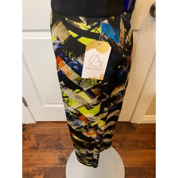 Milly Black Zig Zag Media Print Pencil Straight Skirt, Size 10 - Picture 4 of 7